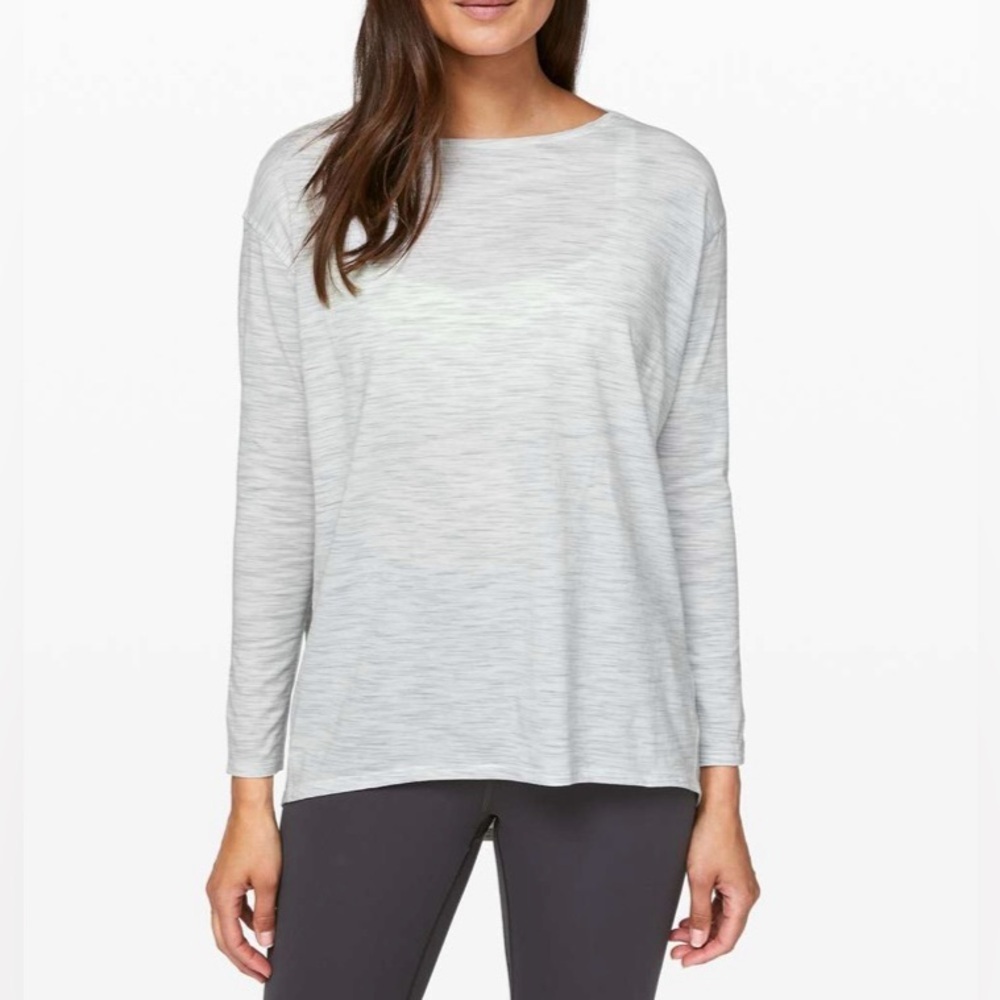 Lululemon Grey Alpine White Long Sleeve Back in Action - Size 2-4?